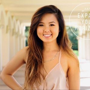 Meet your Posher, Stephanie